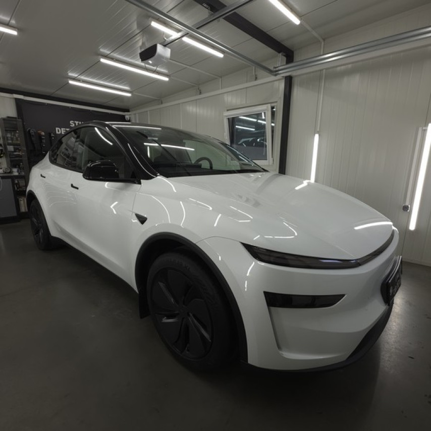 tesla-04
